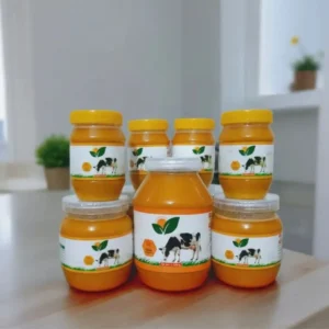 খাঁটি গাওয়া ঘি – ১০০% বিশুদ্ধ গরুর দুধ থেকে তৈরি